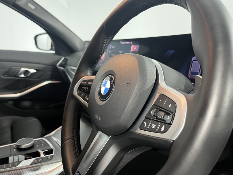 2024 (24) BMW 3 SERIES 320i M Sport 5dr Step Auto 5476315
