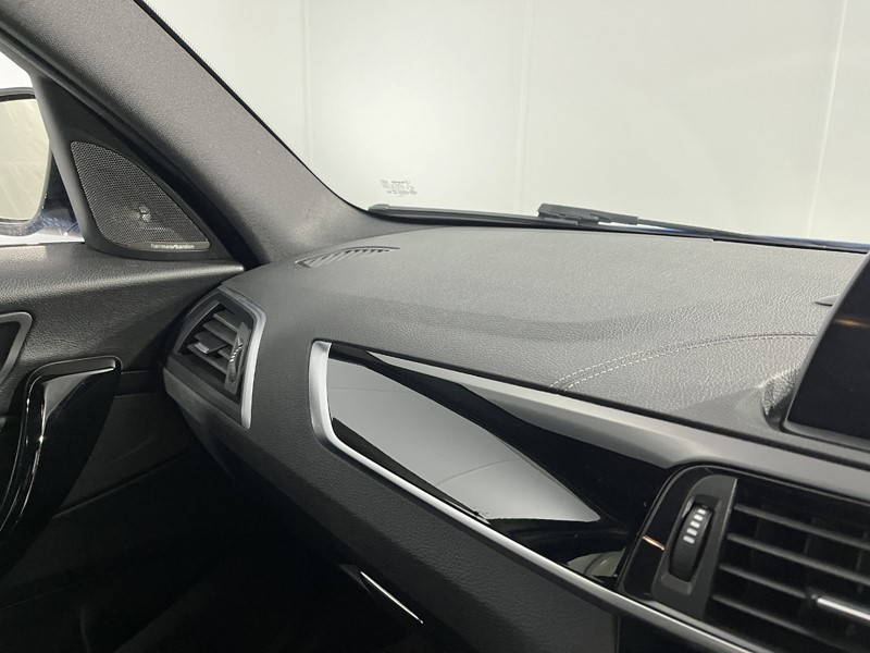 2019 (19) BMW 1 SERIES 118i [1.5] M Sport Shadow Edition 5dr 5495586