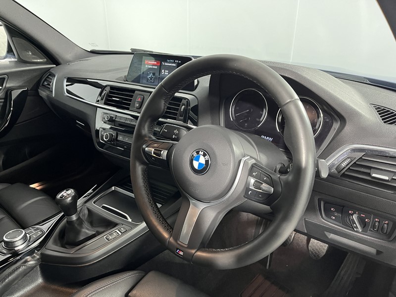 2019 (19) BMW 1 SERIES 118i [1.5] M Sport Shadow Edition 5dr 5495566