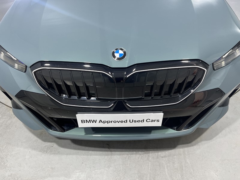 2026 (75) BMW 5 SERIES 520i M Sport Pro 4dr Auto 5451429