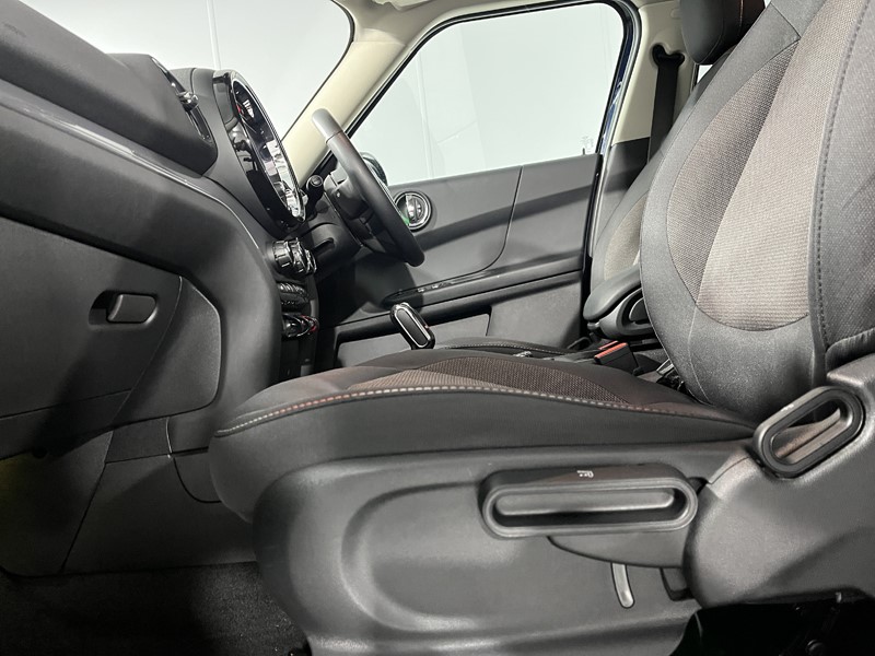 2023 (23) MINI COUNTRYMAN 1.5 Cooper Classic Premium 5dr Auto 5485717