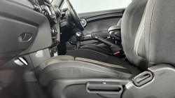 2020 (70) MINI HATCHBACK 1.5 Cooper Sport II 3dr 5487992