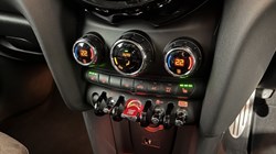 2020 (70) MINI HATCHBACK 1.5 Cooper Sport II 3dr 5487988