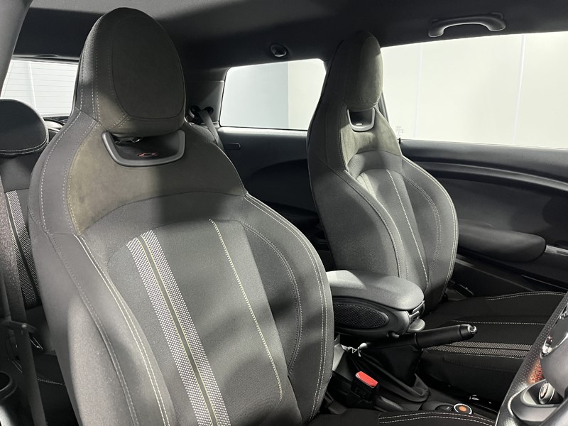 2020 (70) MINI HATCHBACK 1.5 Cooper Sport II 3dr 5487969