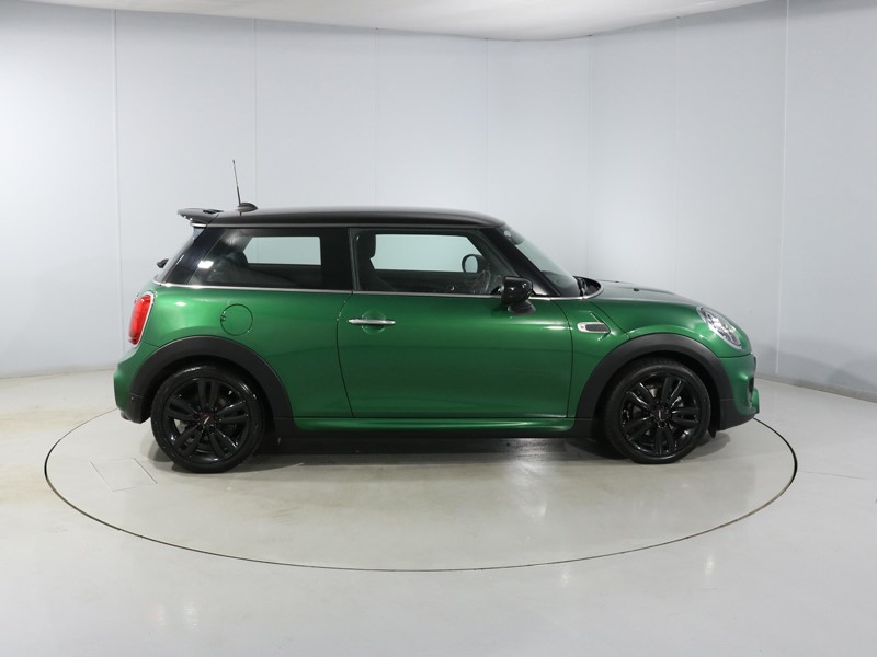 2020 (70) MINI HATCHBACK 1.5 Cooper Sport II 3dr 5487962