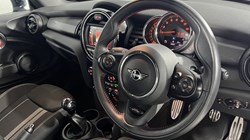 2020 (70) MINI HATCHBACK 1.5 Cooper Sport II 3dr 5487965