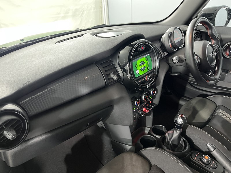 2020 (70) MINI HATCHBACK 1.5 Cooper Sport II 3dr 5487966