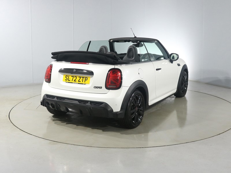 2023 (72) MINI CONVERTIBLE 1.5 Cooper Sport 2dr Auto 5482979