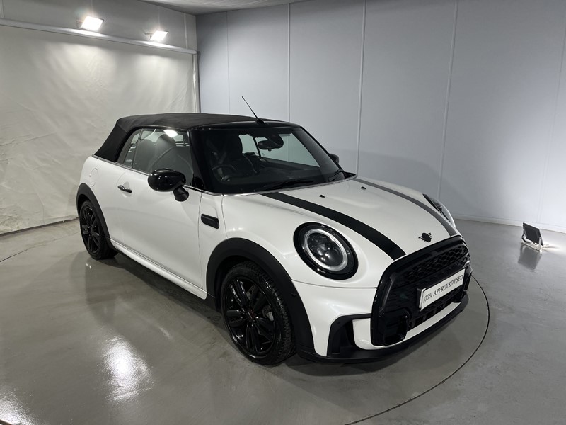 2023 (72) MINI CONVERTIBLE 1.5 Cooper Sport 2dr Auto 5482970