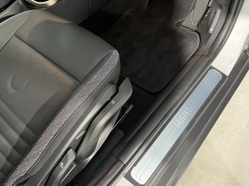 2025 (74) MINI COOPER 2.0 S Classic 5dr Auto 5498224