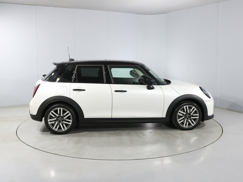 2025 (74) MINI COOPER 2.0 S Classic 5dr Auto 5498207