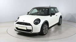 2025 (75) MINI COOPER 1.5 C Classic 3dr Auto 5488078