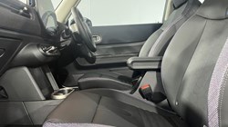 2025 (75) MINI COOPER 1.5 C Classic 3dr Auto 5488072