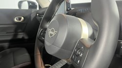 2025 (75) MINI COOPER 1.5 C Classic 3dr Auto 5488061