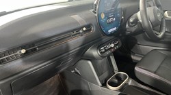 2025 (75) MINI COOPER 1.5 C Classic 3dr Auto 5488048