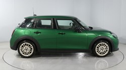 2025 (75) MINI COOPER 1.5 C Exclusive 5dr Auto 5484430