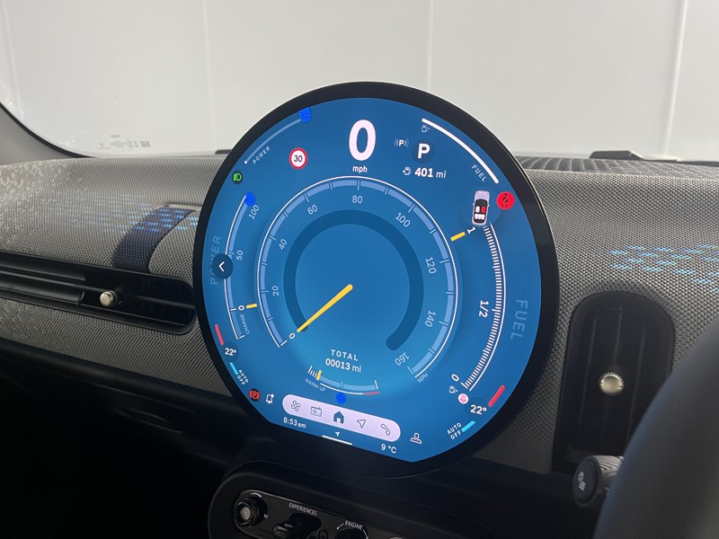 2025 (75) MINI COOPER 1.5 C Exclusive 5dr Auto 5484436