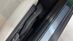 2025 (75) MINI COOPER 1.5 C Exclusive 5dr Auto 5484446