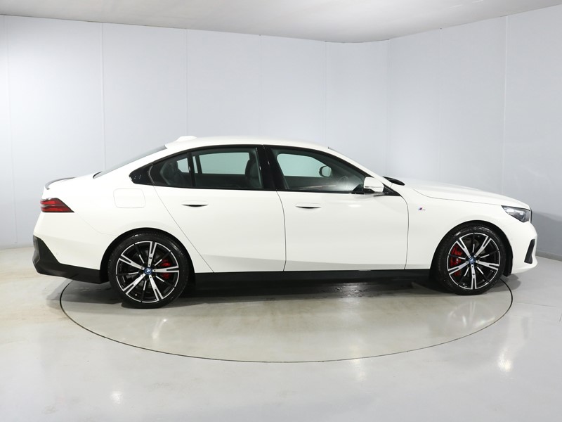 2024 (24) BMW I5 250kW eDrive40 M Sport Pro 84kWh 4dr Auto 5492703