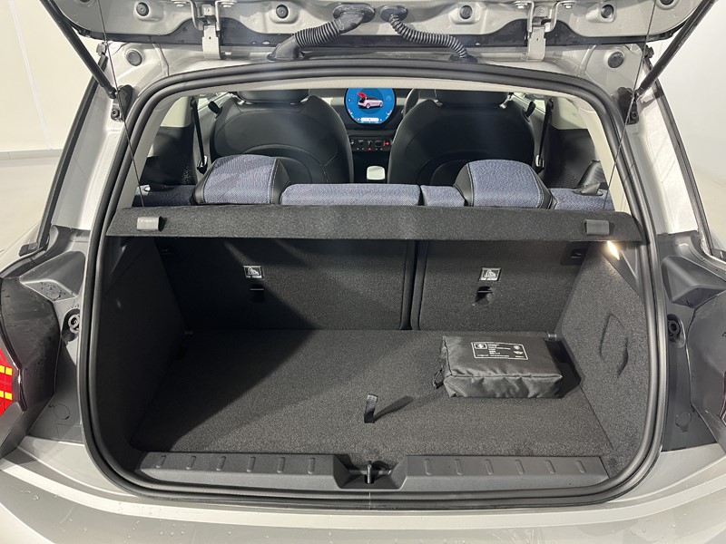 2025 (75) MINI COOPER 135kW E Classic 41kWh 3dr Auto 5484272