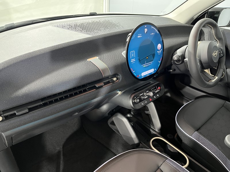 2025 (75) MINI COOPER 135kW E Classic 41kWh 3dr Auto 5484266