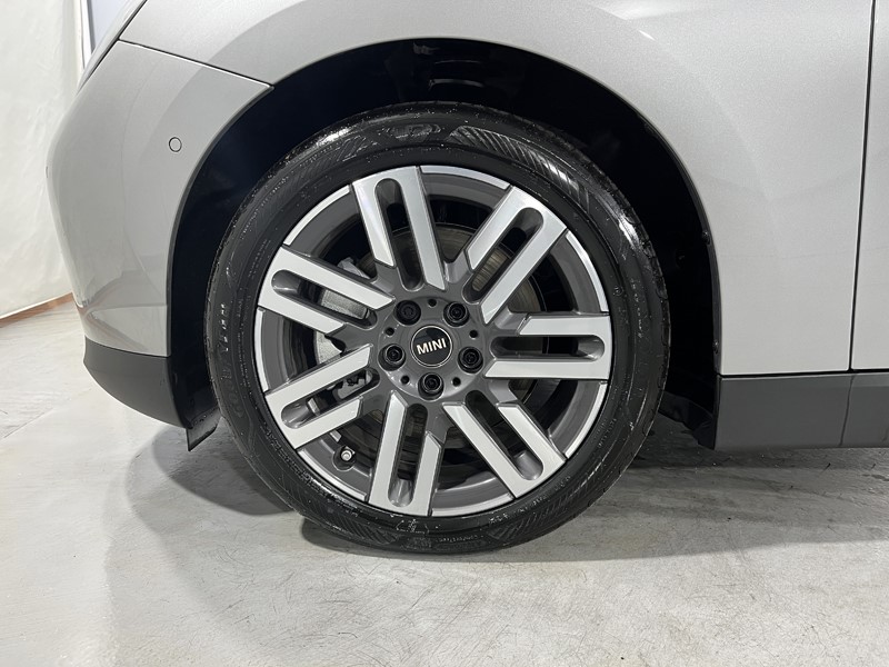 2025 (75) MINI COOPER 135kW E Classic 41kWh 3dr Auto 5484273