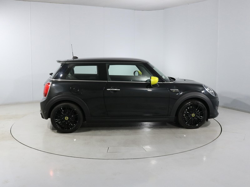 2022 (22) MINI HATCHBACK 135kW Cooper S Level 2 33kWh 3dr Auto 5492581