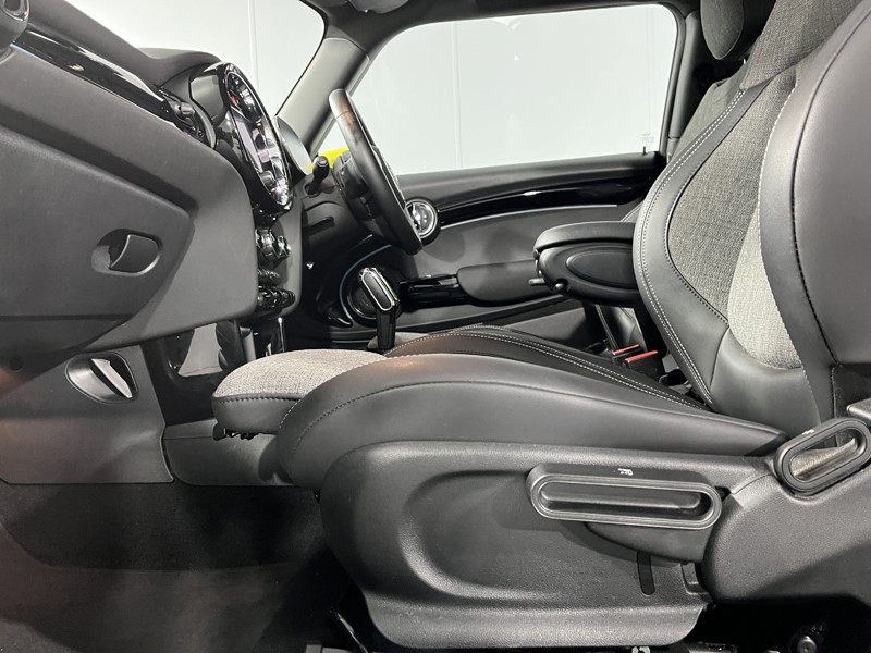 2022 (22) MINI HATCHBACK 135kW Cooper S Level 2 33kWh 3dr Auto 5492611