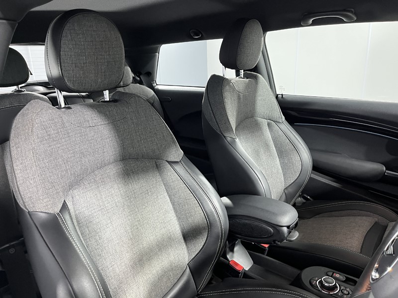 2022 (22) MINI HATCHBACK 135kW Cooper S Level 2 33kWh 3dr Auto 5492589