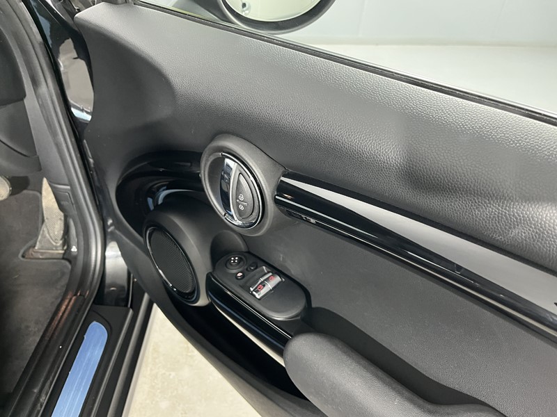 2022 (22) MINI HATCHBACK 135kW Cooper S Level 2 33kWh 3dr Auto 5492597