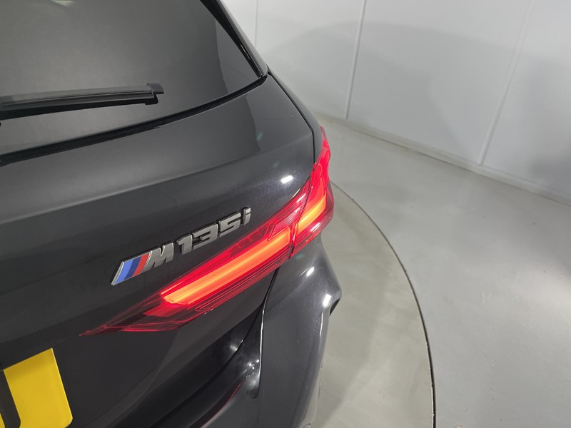 2023 (23) BMW 1 SERIES M135i xDrive 5dr Step Auto 5511308