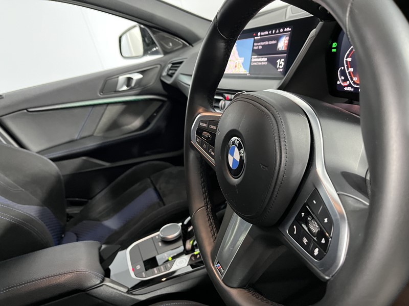 2023 (23) BMW 1 SERIES M135i xDrive 5dr Step Auto 5511287