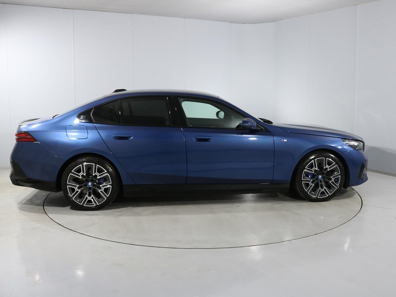 2024 (24) BMW I5 250kW eDrive40 M Sport Pro 84kWh 4dr Auto 5506552