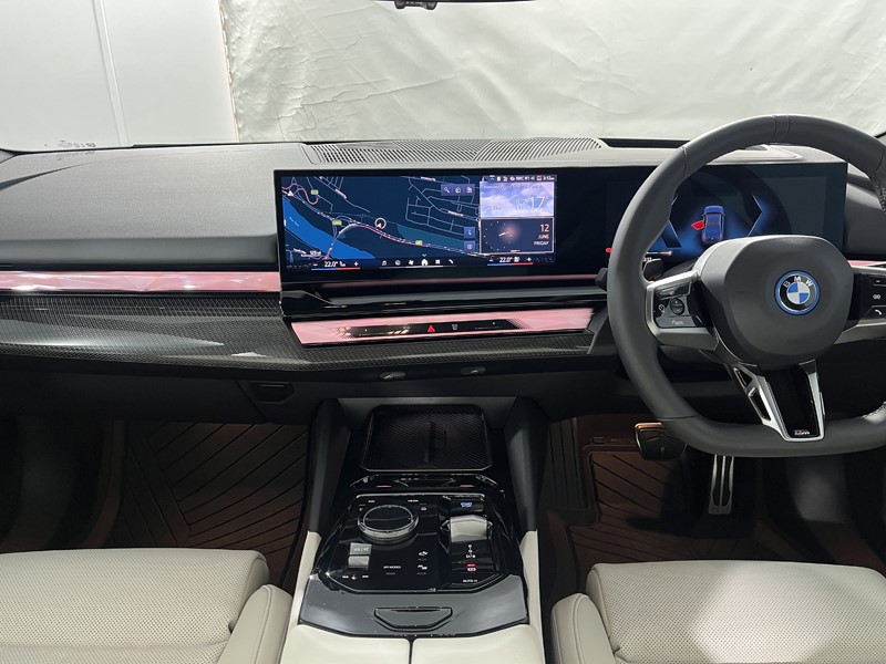 2024 (24) BMW I5 250kW eDrive40 M Sport Pro 84kWh 4dr Auto 5506553