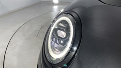 2022 (72) MINI HATCHBACK 1.5 Cooper Exclusive 3dr Auto 5511394