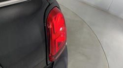 2022 (72) MINI HATCHBACK 1.5 Cooper Exclusive 3dr Auto 5511397