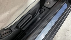 2022 (72) MINI HATCHBACK 1.5 Cooper Exclusive 3dr Auto 5511377