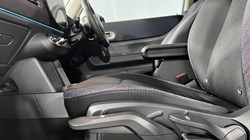 2025 (75) MINI COOPER 1.5 C Classic 3dr Auto 5492652