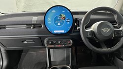 2025 (75) MINI COOPER 1.5 C Classic 3dr Auto 5492625