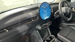 2025 (75) MINI COOPER 1.5 C Classic 3dr Auto 5492628