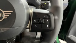 2025 (75) MINI COOPER 1.5 C Classic 3dr Auto 5492644