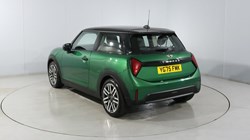 2025 (75) MINI COOPER 1.5 C Classic 3dr Auto 5492623