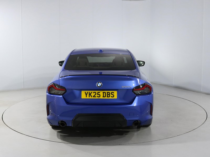 2025 (25) BMW 2 SERIES 220i M Sport 2dr Step Auto 5526288