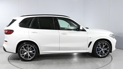2022 (22) BMW X5 xDrive30d MHT M Sport 5dr Auto 5525930