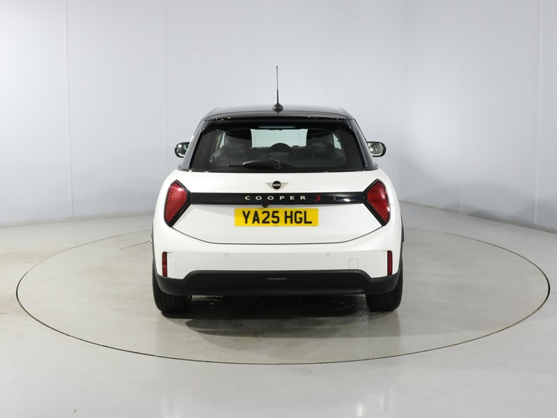 2025 (25) MINI COOPER 2.0 S Classic 5dr Auto 5549109