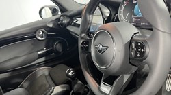 2022 (22) MINI CONVERTIBLE 1.5 Cooper Sport 2dr 5561535
