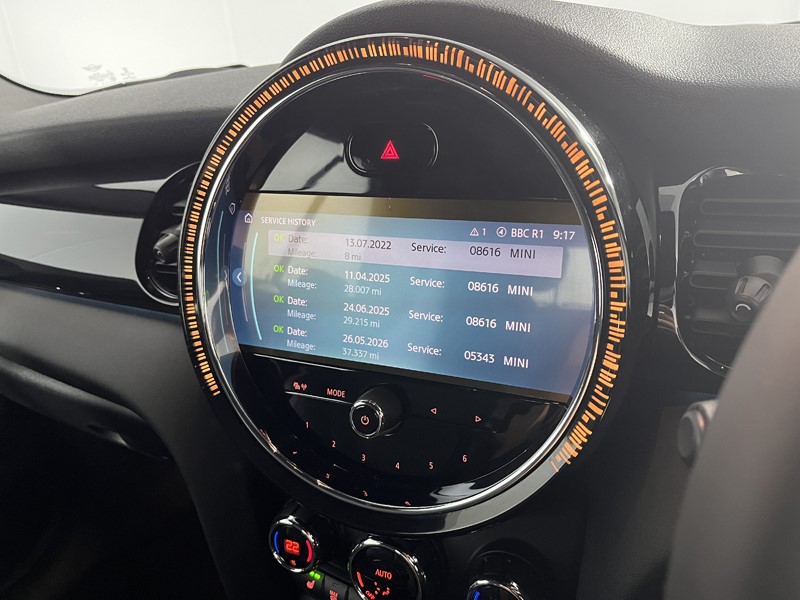 2022 (22) MINI CONVERTIBLE 1.5 Cooper Sport 2dr 5564815
