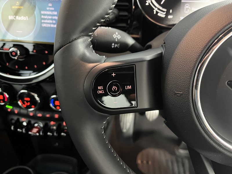 2022 (22) MINI CONVERTIBLE 1.5 Cooper Sport 2dr 5561536