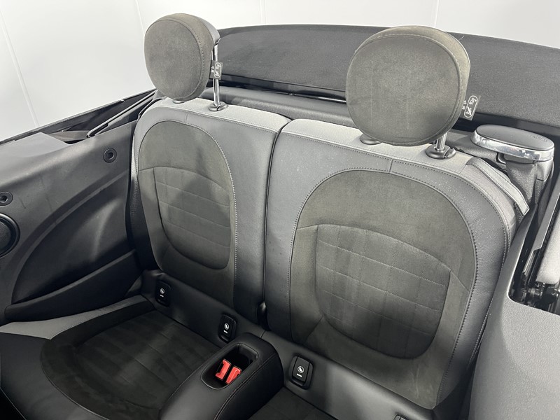 2022 (22) MINI CONVERTIBLE 1.5 Cooper Sport 2dr 5561526