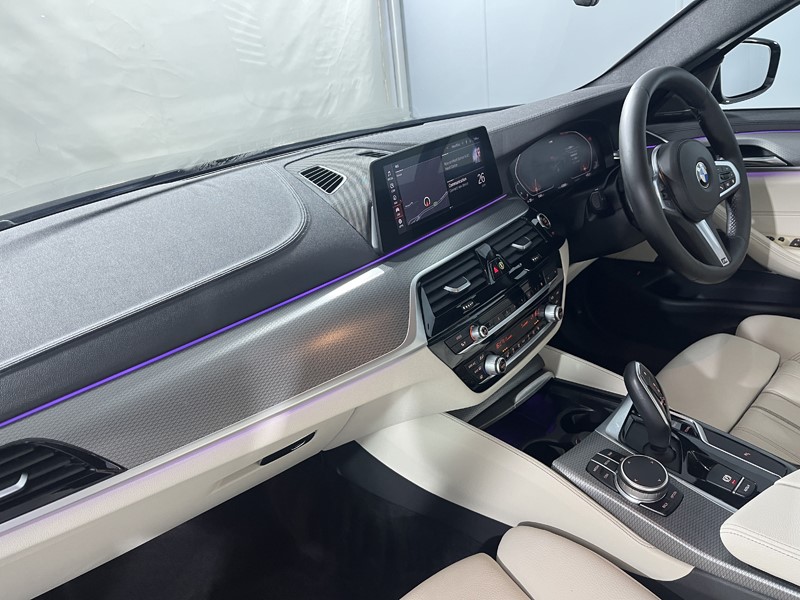 2020 (69) BMW 5 SERIES 520i M Sport 4dr Auto 5552597